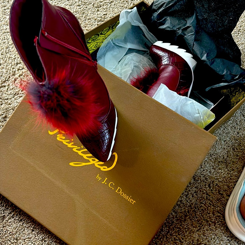 Beautiful Custom Maroon Boot/Real Fur 4 inch heel